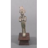 Ägyptische Statue, 26. bis 31. Dynastie 664-332 v. Chr.Bronze-Statue des Osiris, stehende Haltung,
