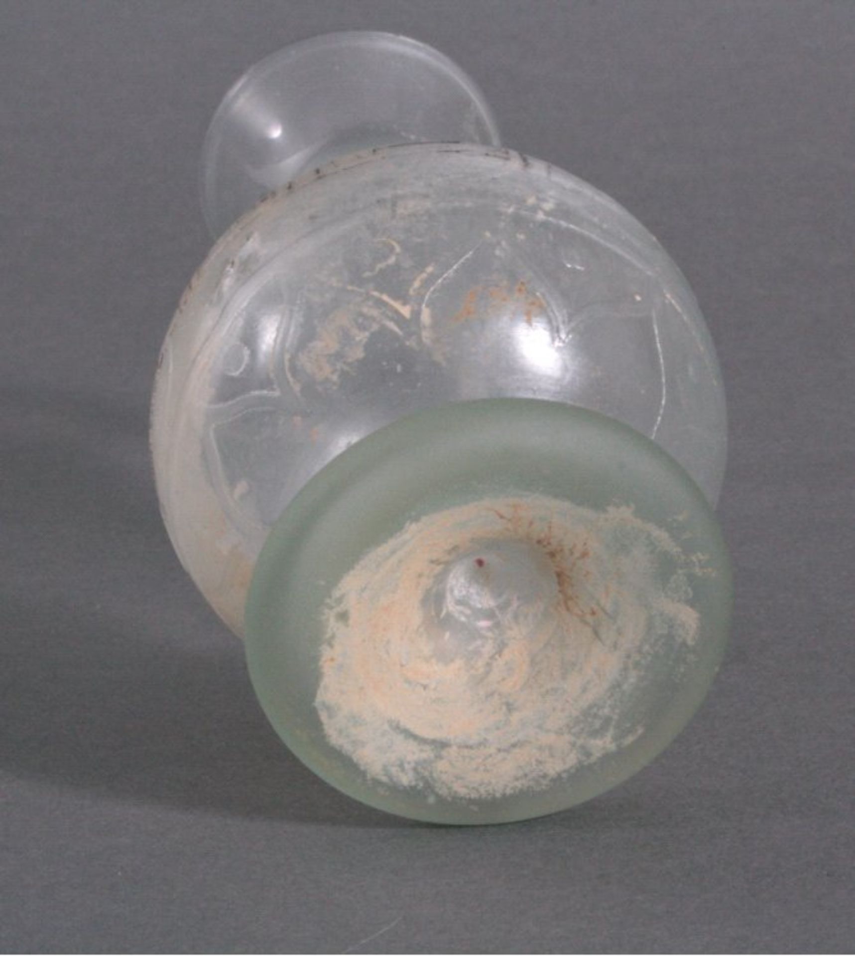 Balustervase aus Glas, Ägypten oder Syrien wohl 13./14. Jh.grünliches Glas mit Lufteinschlüssen, - Image 2 of 2