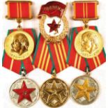 KONVOLUT: 2 Medaillen 100. Geb. Lenin ("Arbeit" u. "Armee"); Medaille für Treue Dienste i. d.