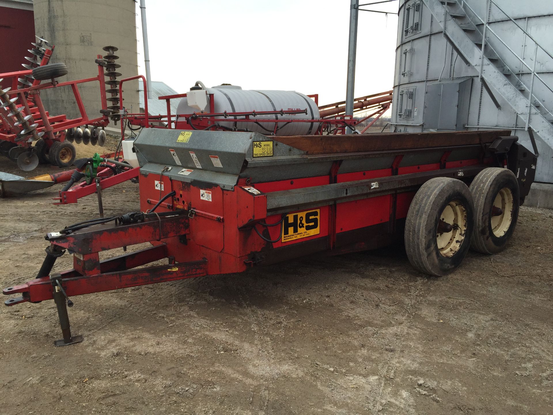 H&S Model 310 manure spreader two speed drive