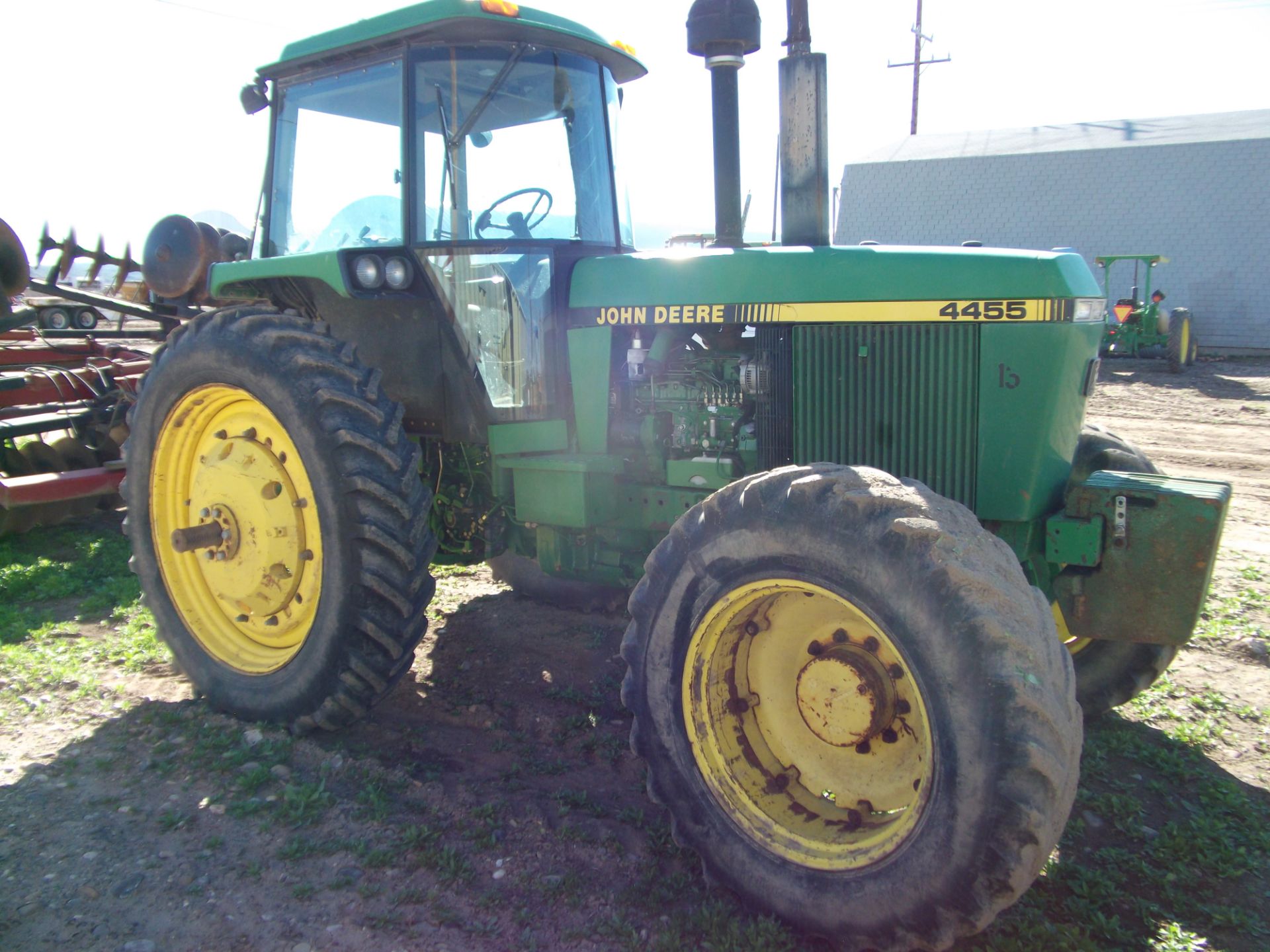 JD 4455 MFWD powershift trans.   3  hyd remotes 14.9 X 46  rubber, recent overhaul - Image 2 of 4