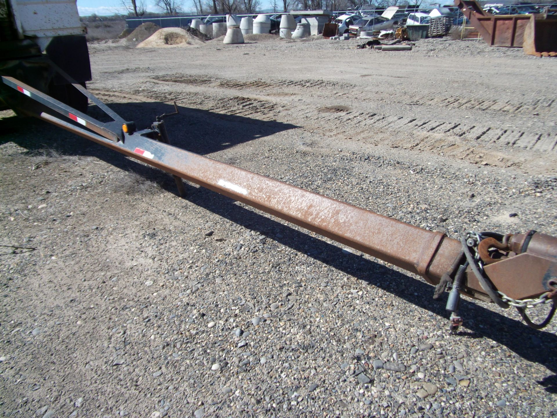 1979 Assembly tandem axle 8yd pup trailer - Image 4 of 5