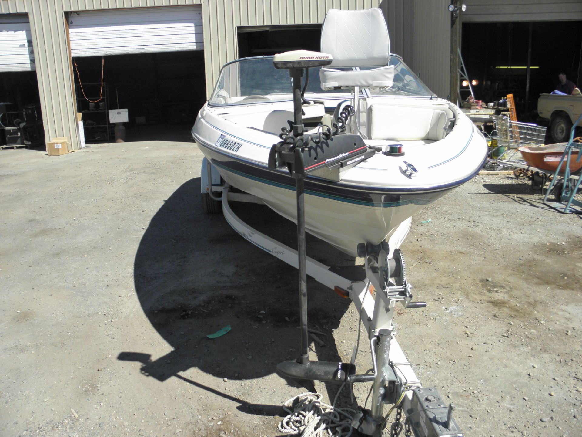 1995 Bayliner Capri 2050 Boat w/Mercruiser Alpha 1 5ltr V-8 & outdrive, depth finder, elect trolling - Image 3 of 6