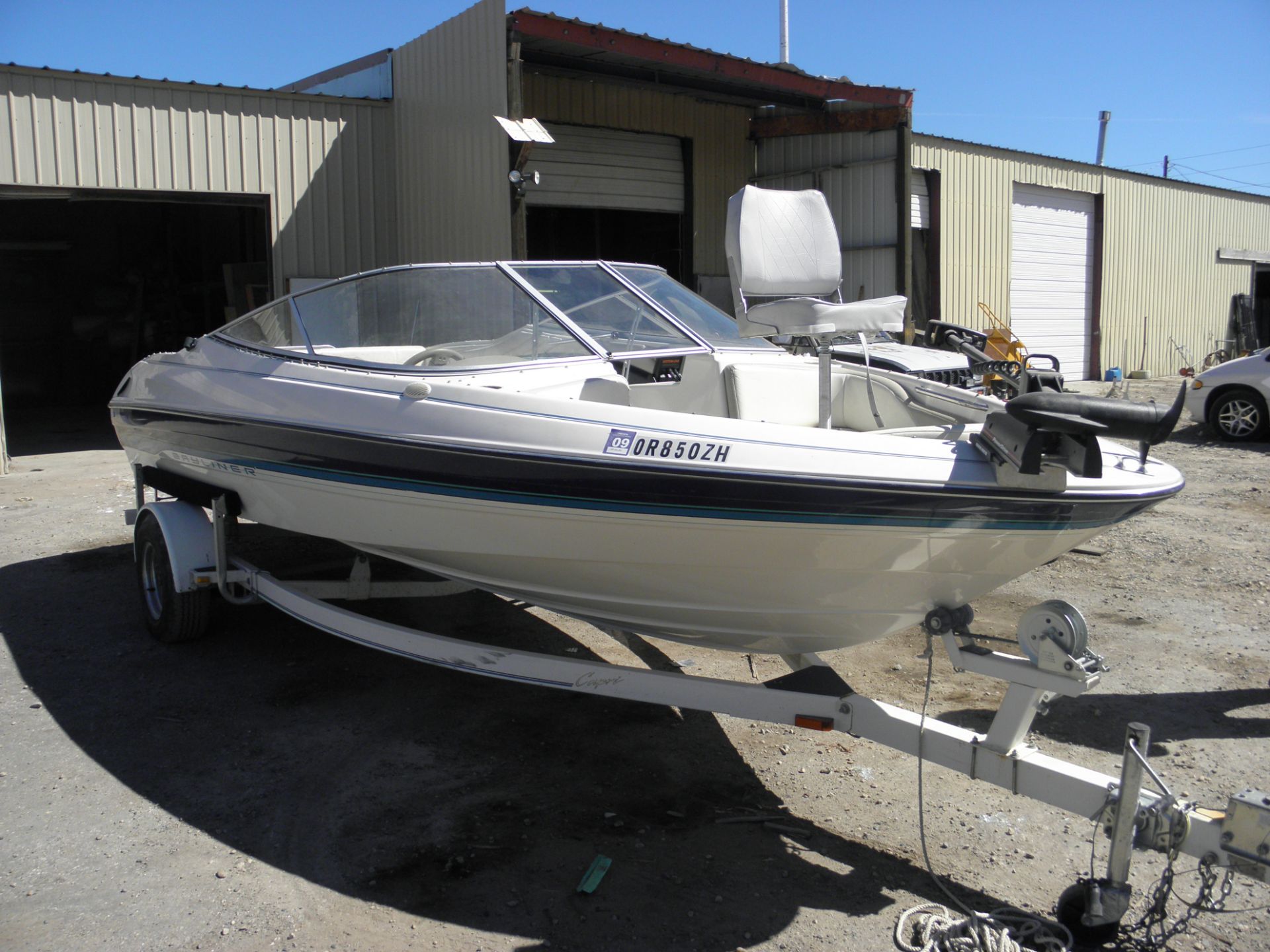 1995 Bayliner Capri 2050 Boat w/Mercruiser Alpha 1 5ltr V-8 & outdrive, depth finder, elect trolling - Image 2 of 6