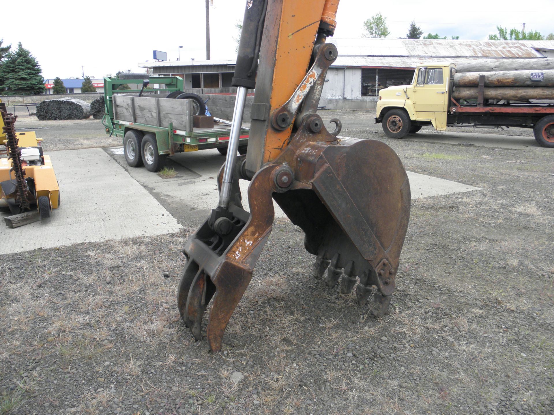 Hitachi UH 045-7 Excavator, 36' bucket hyd thumb cat controls - Image 3 of 6