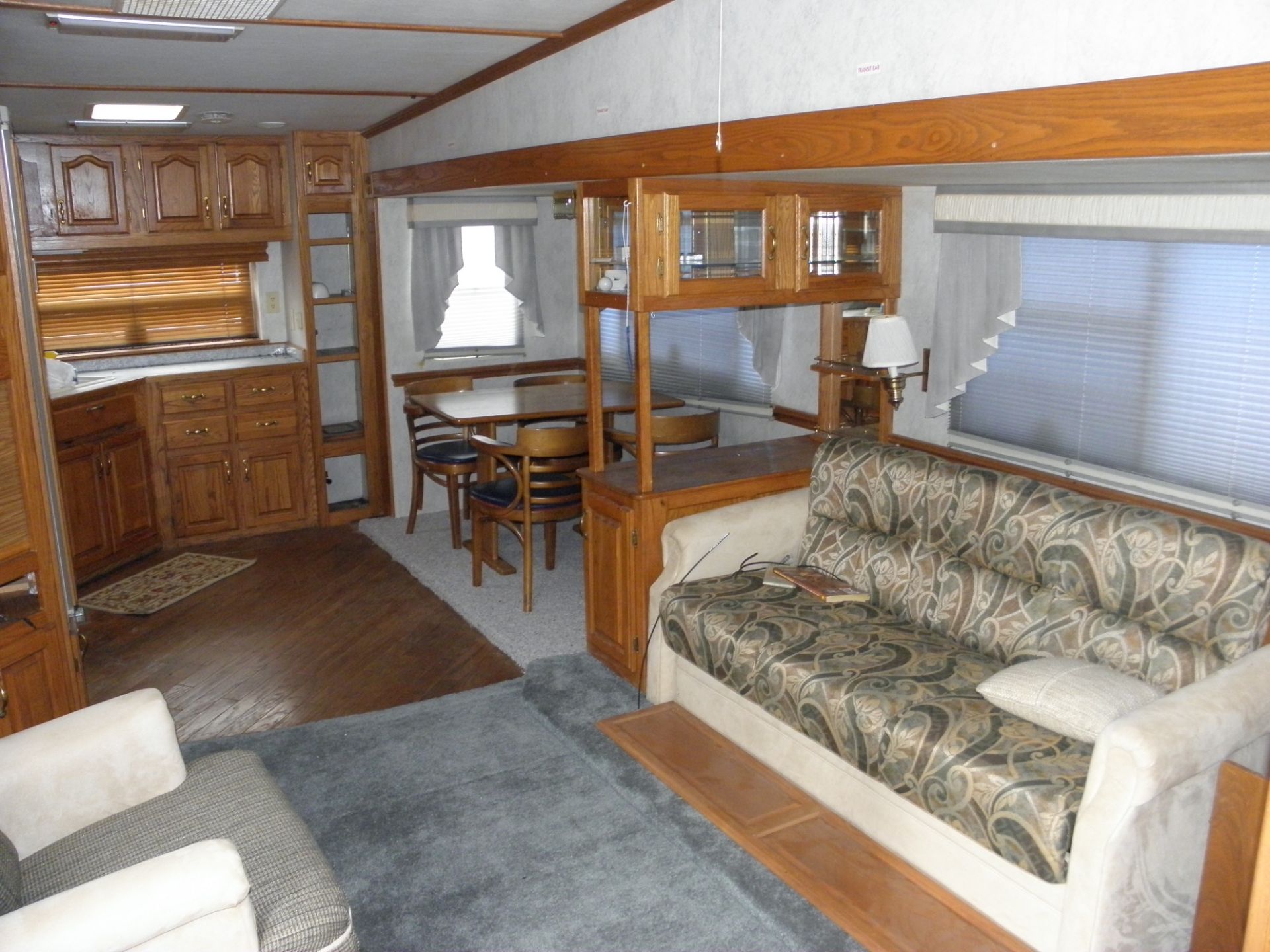 1994 Jayco designer series Jaycrane 37' 5th wheel travel trailer large slide out full awning self - Image 3 of 7