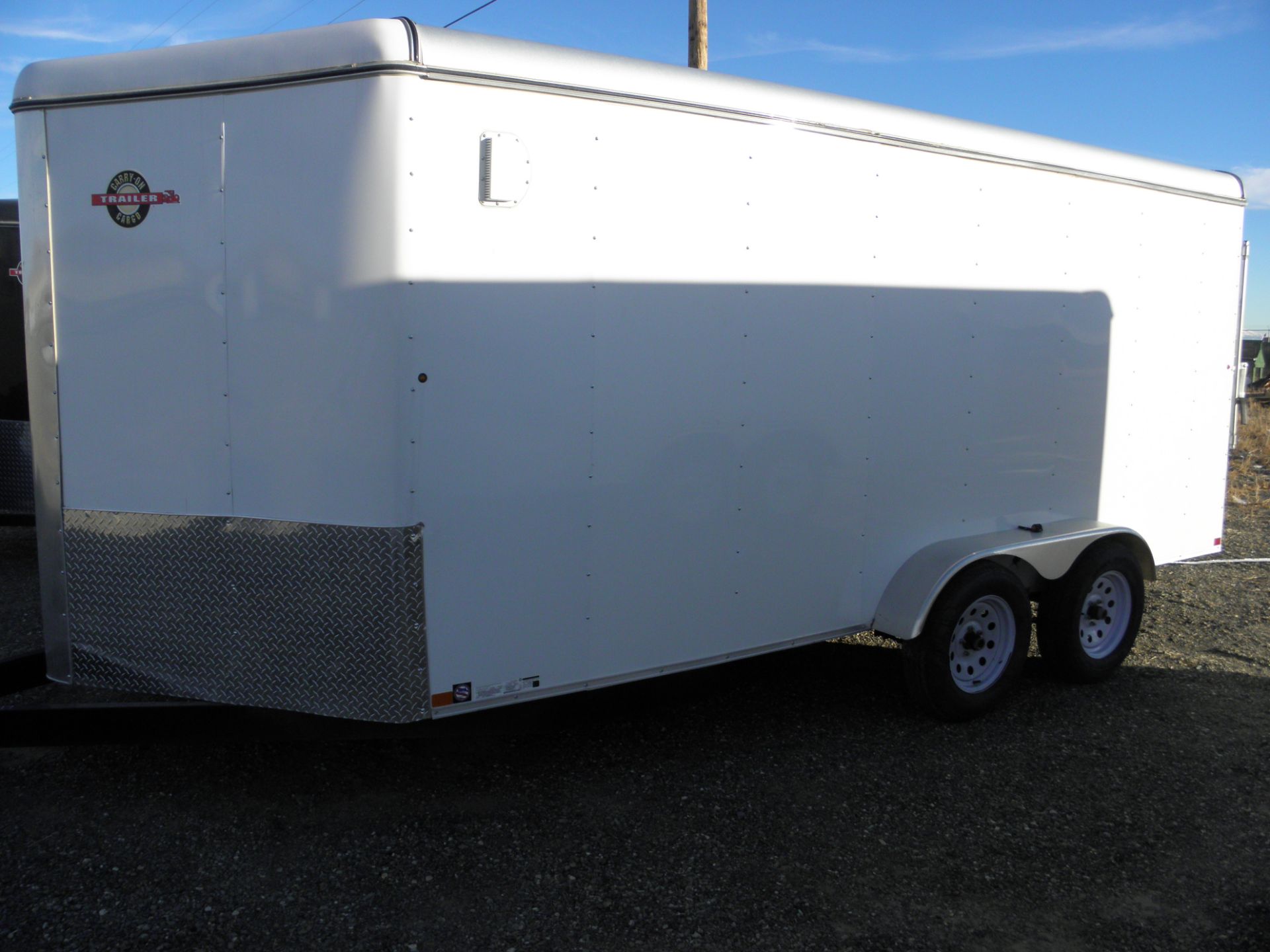 2014 7' X 16' tandem axle enclosed cargo, fold down rear door, side door, V nose - Image 2 of 3