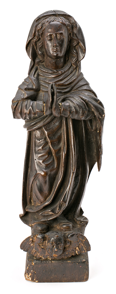 Spanish School, 16th Century The Virgin of the Immaculate Conception Carved wood sculpture 50,5 cm