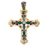 Elizabethan style cross pendant Gold and silver, pear and marquise cut emeralds, 3 cts, and rose-cut