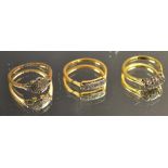 Three 18ct and 9ct diamond chip rings (4