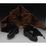 Militaria - a pair of World War II RAF p