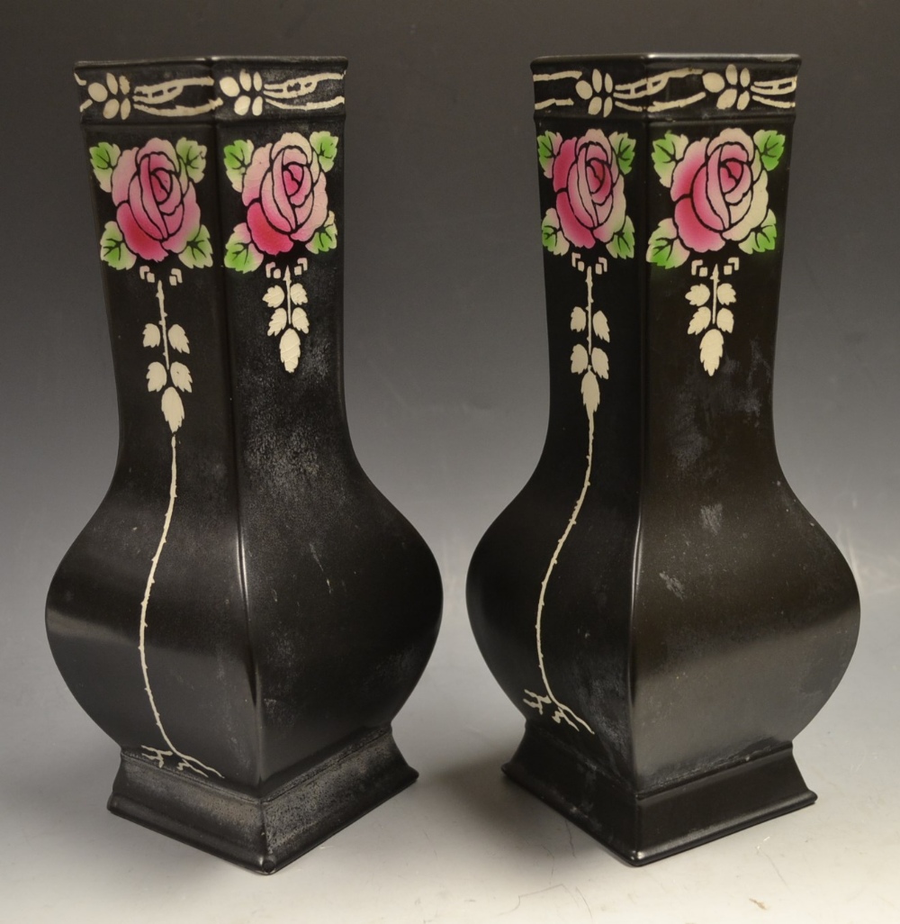 A pair of Shelley Trellis Rose pattern s - Image 2 of 2