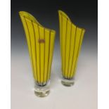 A pair of 20th century yellow Swedish glass Kunst vases with brown strips,