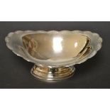 An Elizabeth II silver pedestal sweetmeat, dental rim, London 1972,