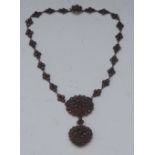 A Victorian garnet  pendant necklace,