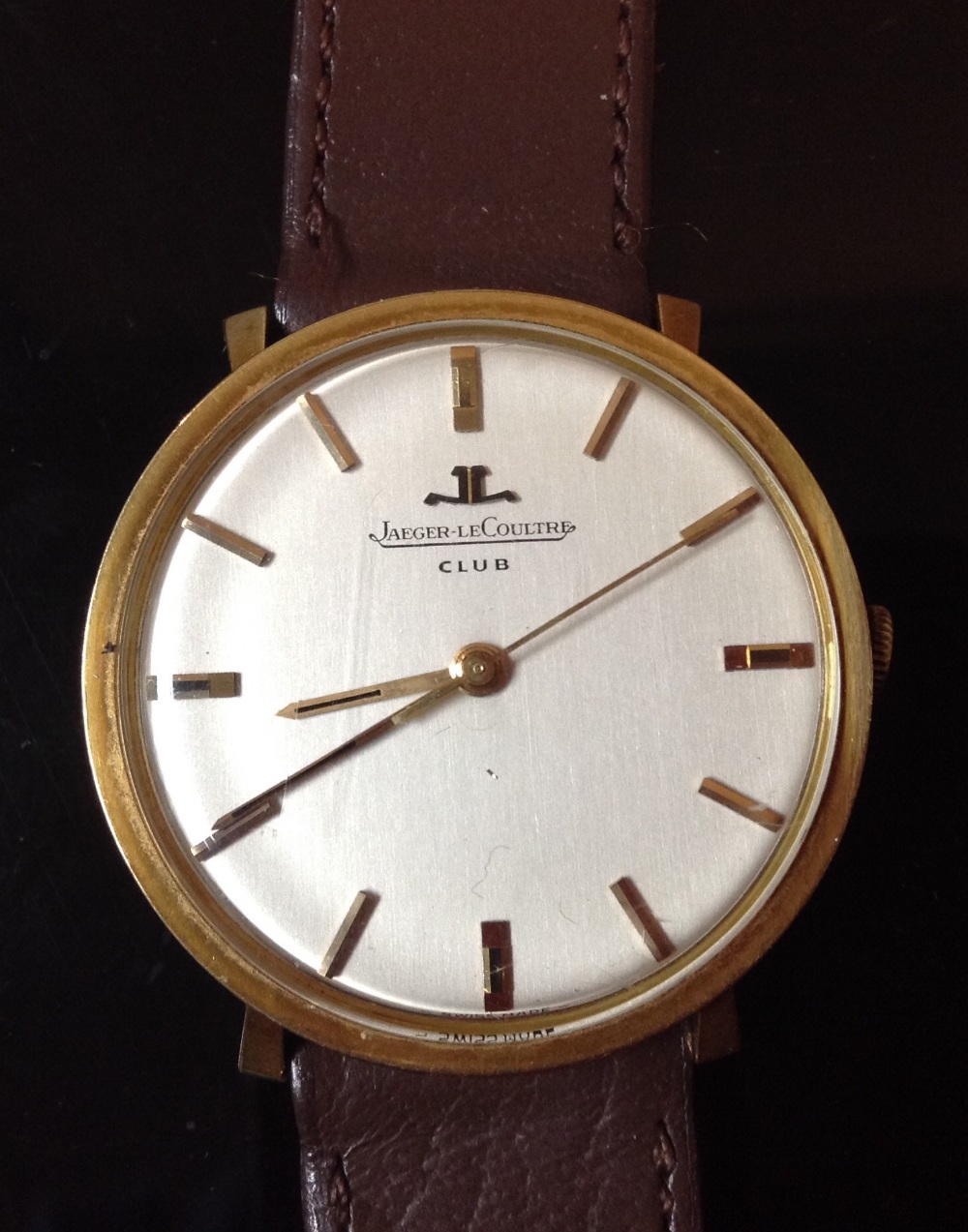 A Jaeger LeCoultre Club gentleman's gold cased wrist watch, silvered circular dial, baton markers,