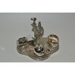 A Walker & Hall silver-plated novelty cruet,