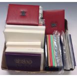 Coins, Royal Mint, Deluxe Proof Sets, 1998, 99; Proof Sets, 1970, 71, 72, 73, 74, 75, 76, 77, 78,