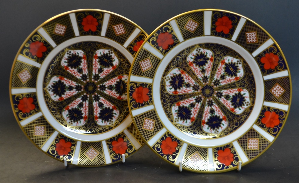 A pair of Royal Crown Derby 1128 Imari dessert plates,
