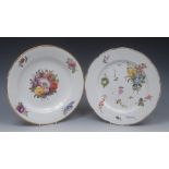 A Derby circular plate, painted with colourful summer and sprigs, ozier border, gilt line rim,
