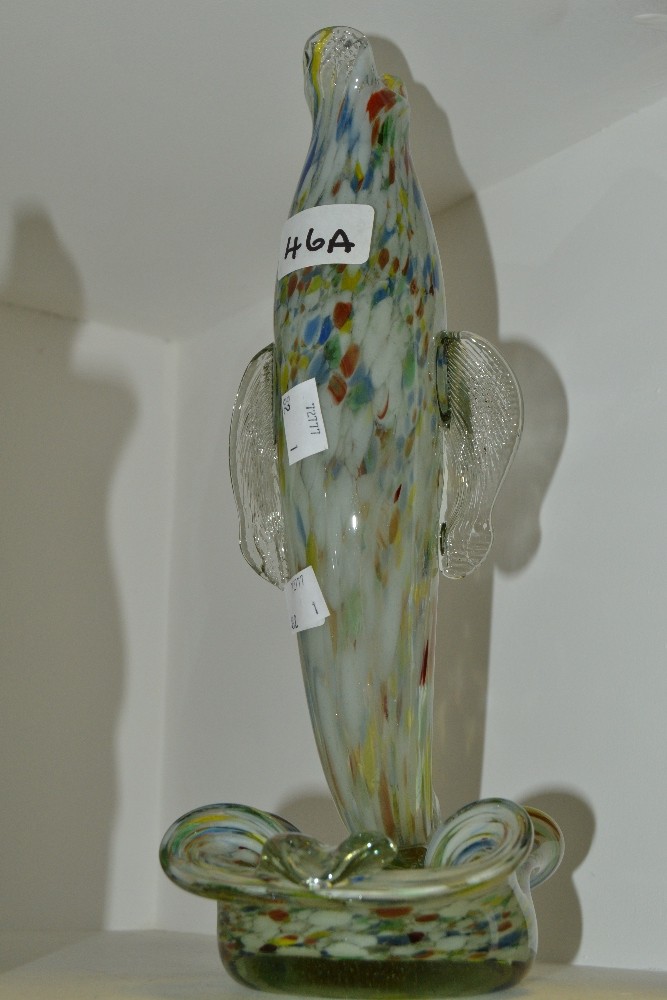 A Stourbridge glass fish, upright on tail, the base with ashtray, mottled, c.