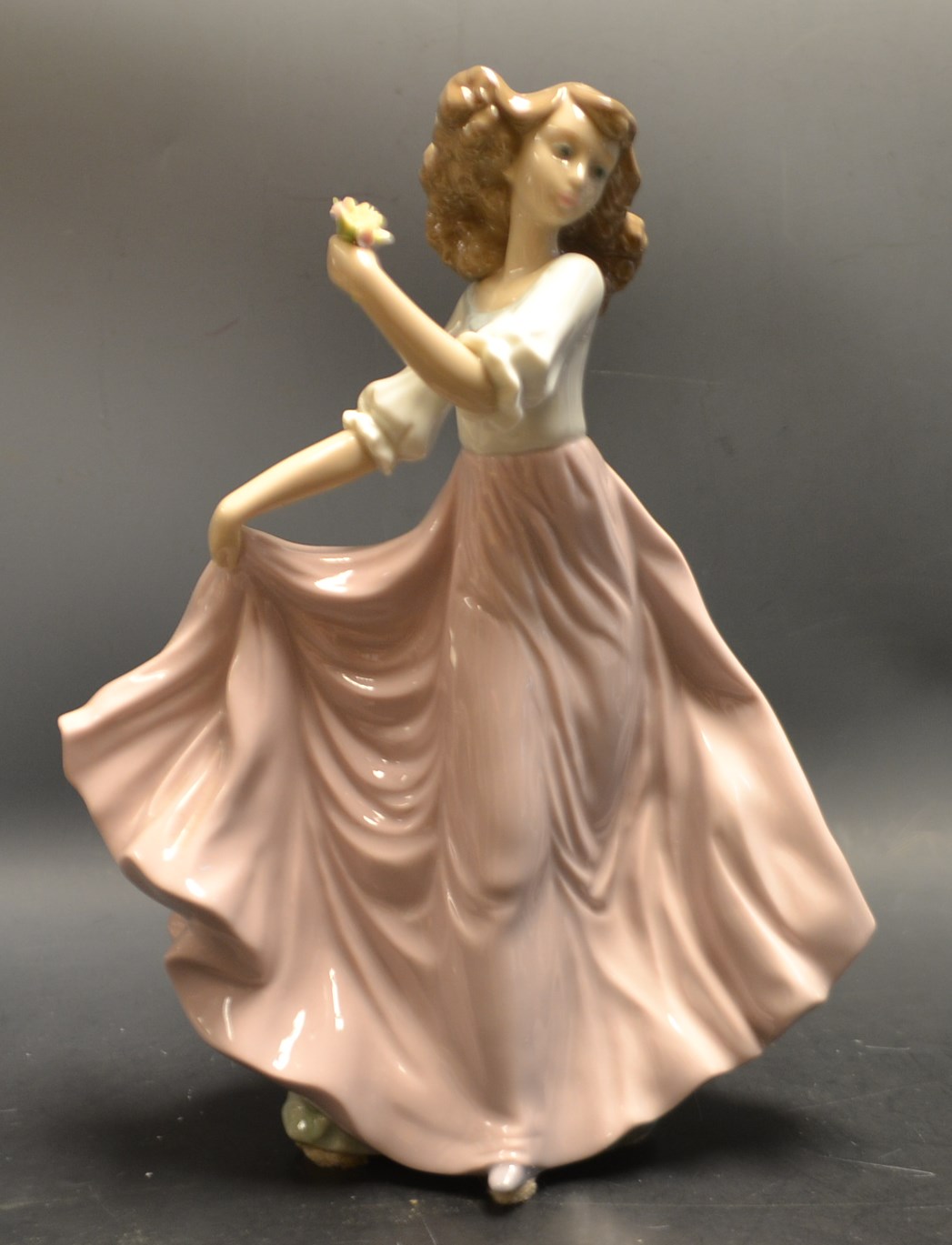 A Lladro Figure Summer Breeze (06543), boxed, certificate.