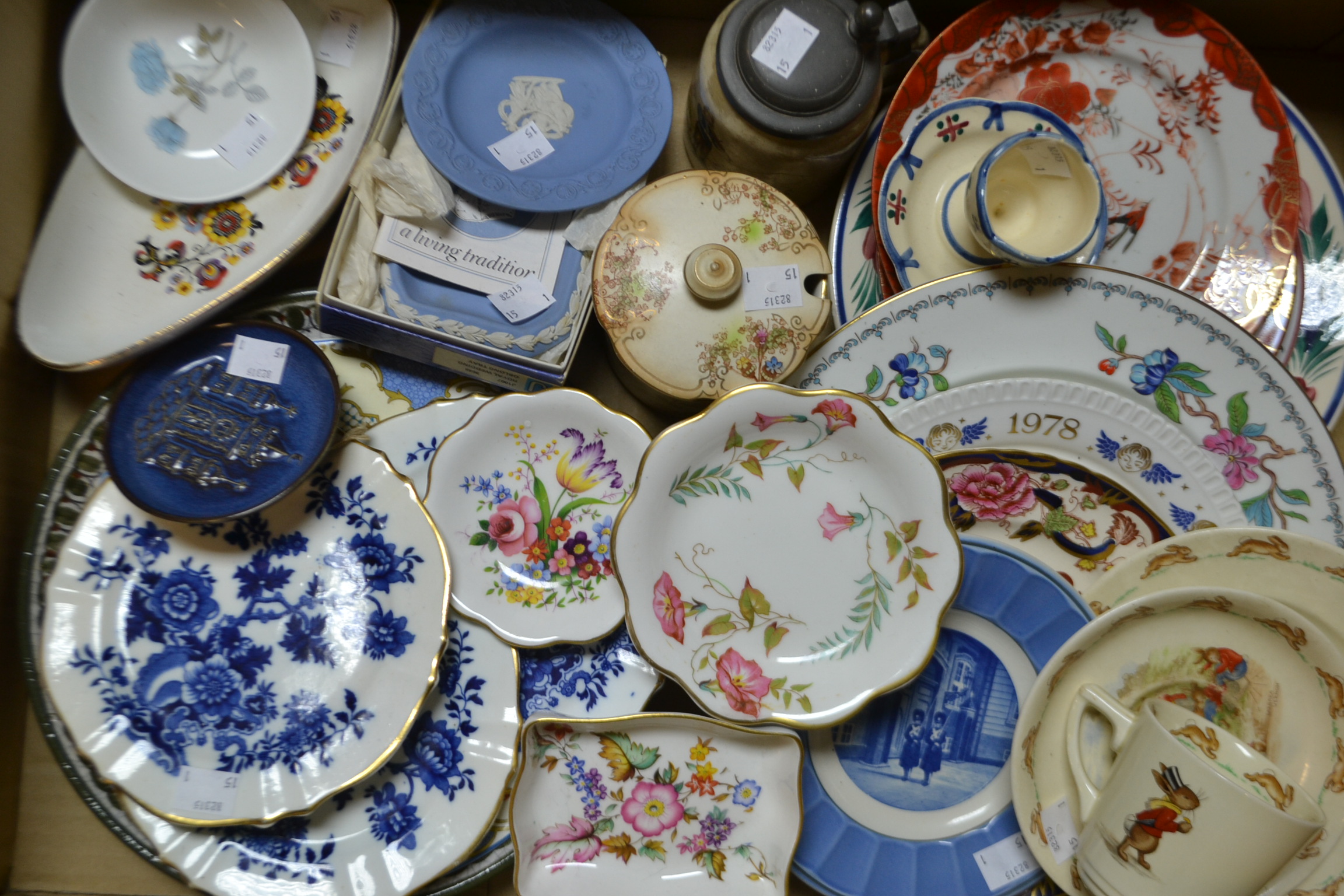 Ceramics - Abbeydale Trinkets, Masons, Mandalay, Wedgwood Jasperware, Royal Copenhagen,