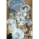 Ceramics and Glass - a Wedgwood tenth anniversary blue Jasperware plate a rabbit glass paperweight,