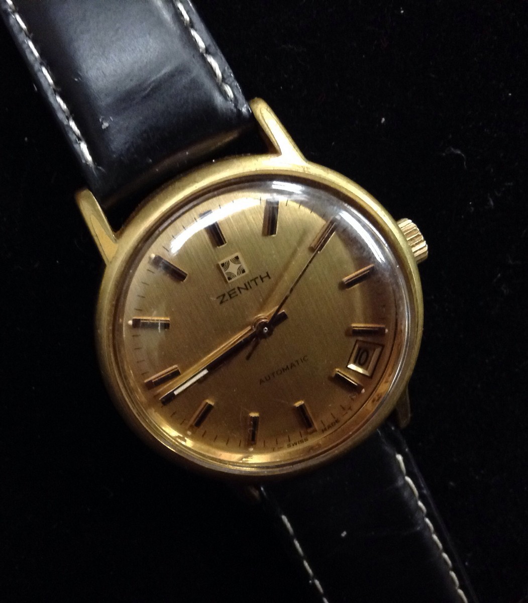 A Zenith gold caped and stainless steel case gentleman's wristwatch, gold coloured dial, quartered,
