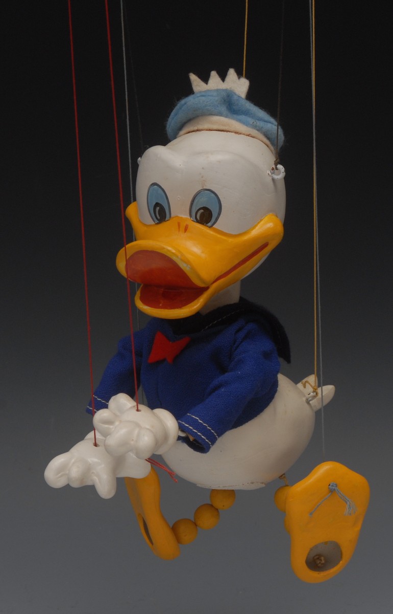 SL Donald Duck, Walt Disney character - Pelham Puppets SL Range, moulded head,