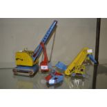 A German tinplate crane,