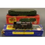 Hornby Dublo - a three rail 2232 Co-Co Diesel Electric locomotive, BR green livery;  another EDL17,