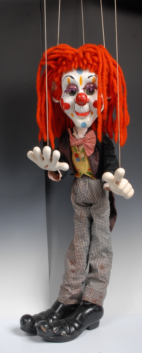 Display Bimbo - Pelham Puppets Display Range, composite head and body, large glove hands,