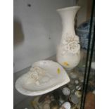 2 pieces of leeds cream ware