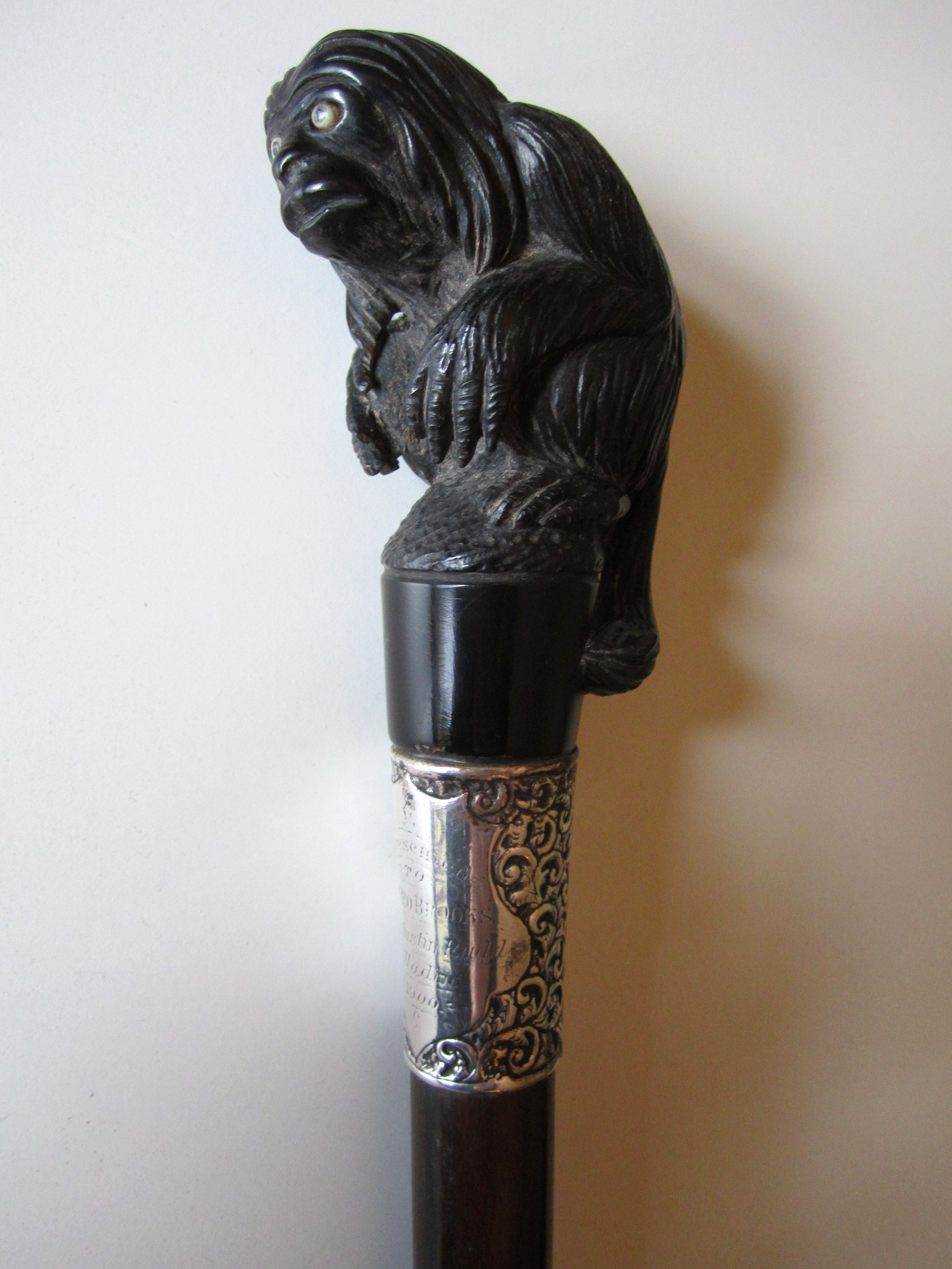 Victorian Walking Cane with Carved Horn Monkey (possibly rhino). Good example with well carved - Image 2 of 5