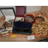 tray inc costume jewellery and pill boxes etc