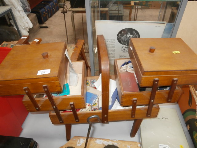 cantilever sewing box with contents