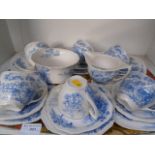 20 piece blue & white teaset