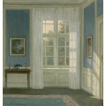 Henriksen, William: Interieur mit Fenster. Blaues Interieur mit Fenster. Öl auf Leinwand. 32,5 x