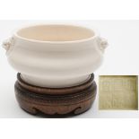 A Chinese Dehua blanc de Chine censer: t