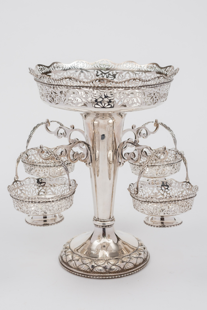 An Edward VII silver table centrepiece,