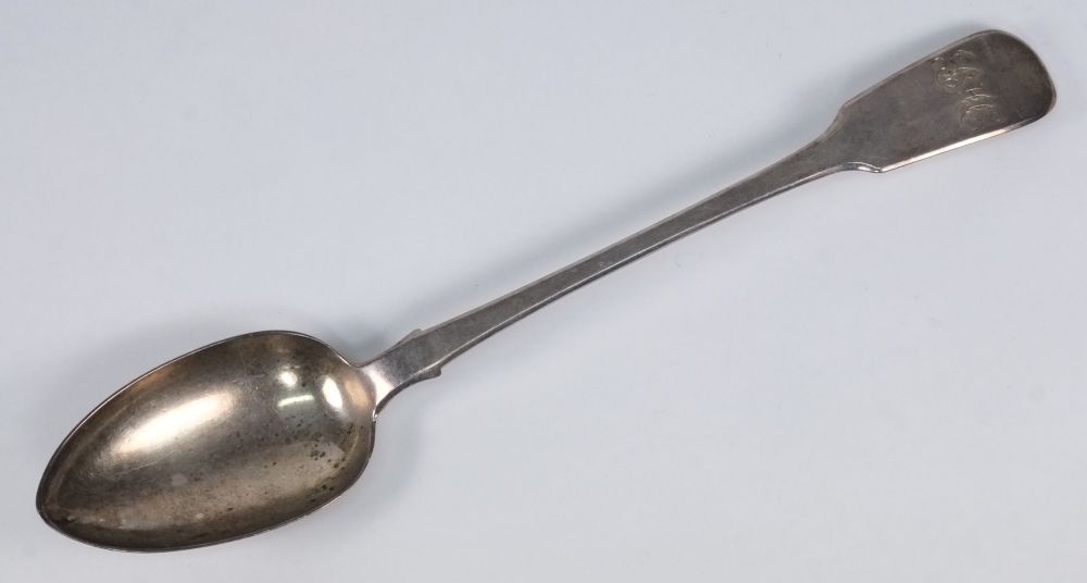 A George IV silver fiddle pattern servin