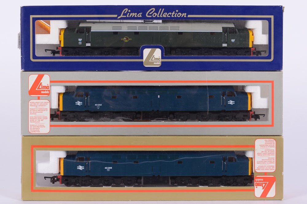 Lima , three class 40 diesel locomotives