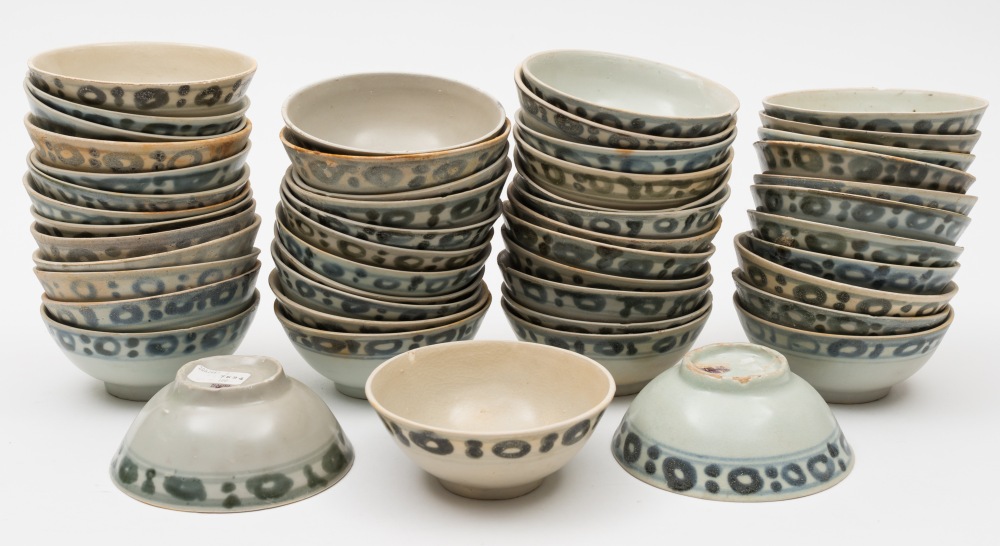 Tek Sing Cargo - fifty Chinese porcelain bowls: of circular form painted on the exterior with a