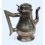 A George V silver chocolate pot, maker Carrington & Co, London 1915:,