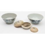 Tek Sing Cargo - two Chinese porcelain boxes and two good bowls: the boxes of circular form and