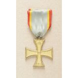 Mecklenburg-Schwerin: Cross of Merit, 1914, on ribbon. Gilded, on ribbon. Condition: II