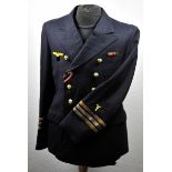 Kriegsmarine: Jacket of an Korvettenkapitän (administration). Naval blue fabric, gilded anchor