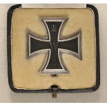 Prussia: Iron Cross, 1914, 1st class, in case. Blackened iron core, broken, silver-rib, on needle;