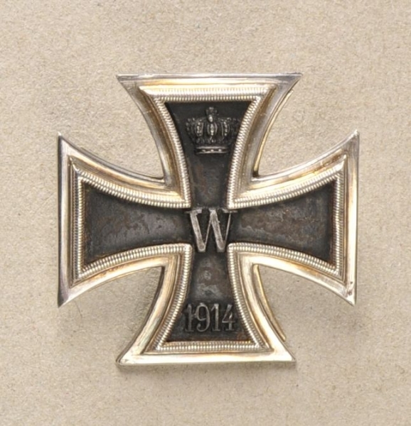 Prussia: Iron Cross, 1914, 1st class. Blackened iron core, silver rib, hallmarked 925, with slab and